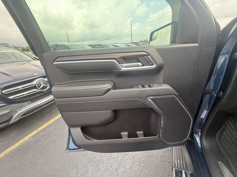 Used 2023 Chevrolet Silverado 1500 RST AWD/4WD image 11
