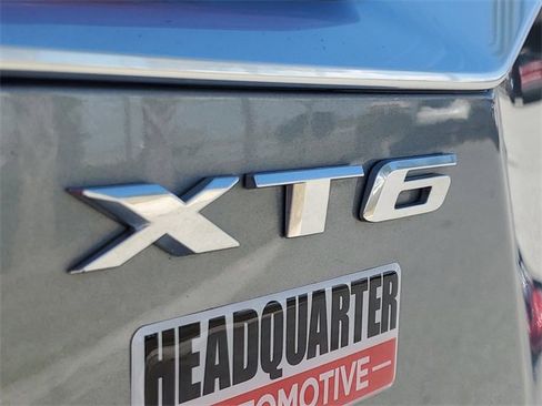 Used 2023 Cadillac XT6 Luxury image 7