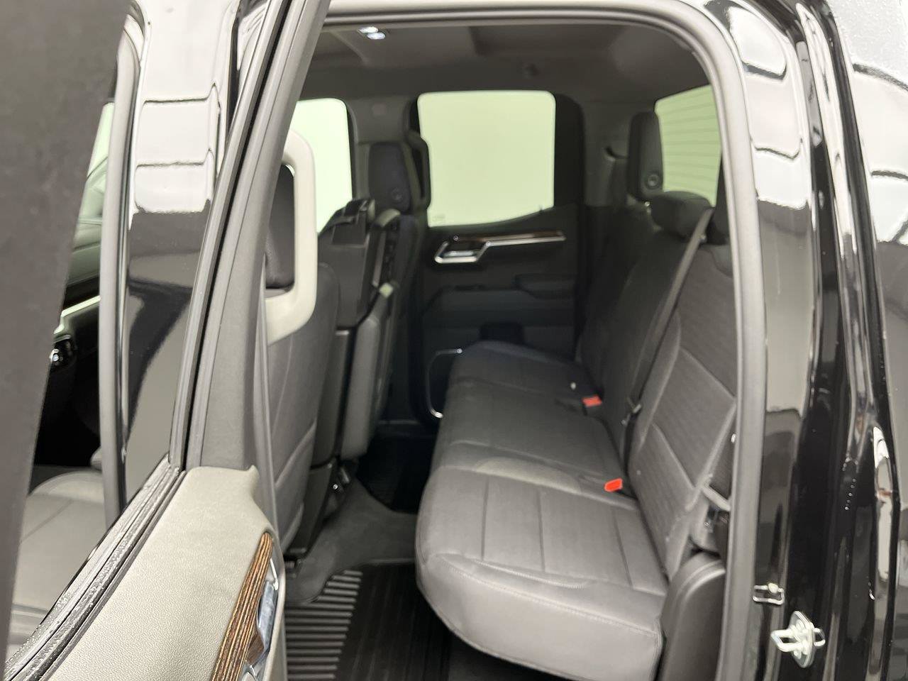 Used 2026 GMC Sierra 1500 Elevation AWD/4WD image 12