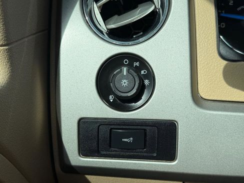 Used 2014 Ford F150 Lariat w/ Equipment Group 501A Mid image 20