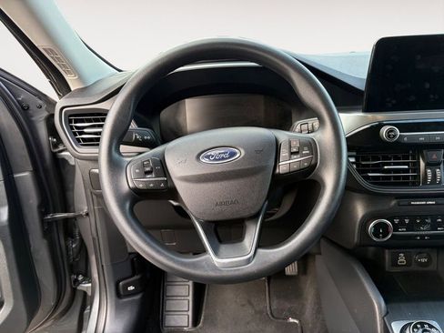 Used 2025 Ford Escape Active AWD/4WD image 12