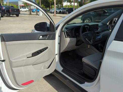 Used 2019 Hyundai Tucson SE AWD/4WD image 7