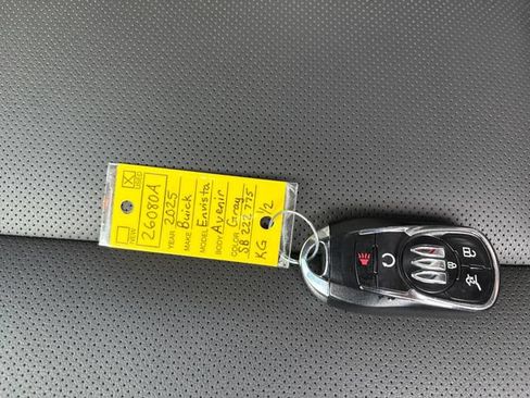 Used 2025 Buick Envista Avenir FWD image 29
