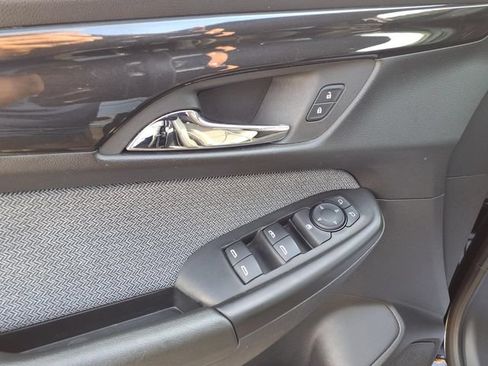 Used 2025 Chevrolet TrailBlazer LT AWD/4WD image 19