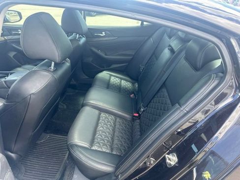 Used 2016 Nissan Maxima Platinum FWD image 7