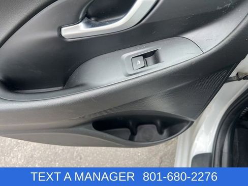 Used 2018 Hyundai Elantra GT w/ Style Package 02 FWD image 19