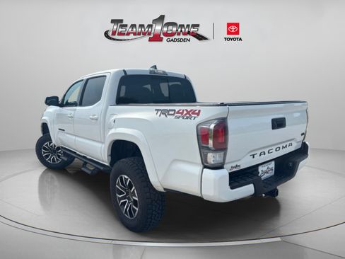 Used 2020 Toyota Tacoma TRD Sport AWD/4WD image 6