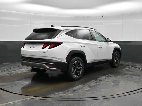 New 2026 Hyundai Tucson SEL image 8