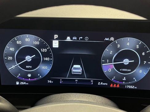 Used 2024 Kia Sportage SX image 4