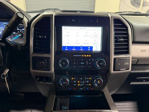 Used 2020 Ford F350 4x4 Crew Cab DRW Super Duty image 55