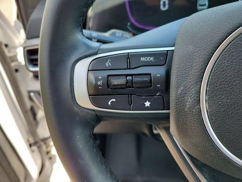Used 2025 Kia Sportage EX FWD image 25