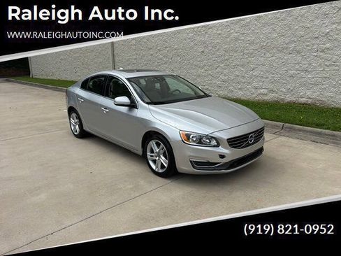 Used 2015 Volvo S60 T5 Platinum FWD image 3