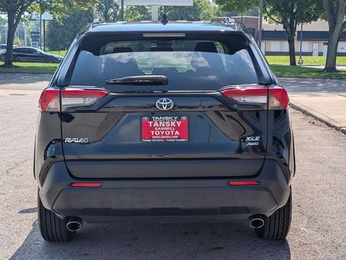 Certified 2025 Toyota RAV4 XLE AWD/4WD image 6