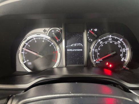 Used 2023 Toyota 4Runner TRD Off-Road Premium w/ Off Road Premium Plus Package image 18