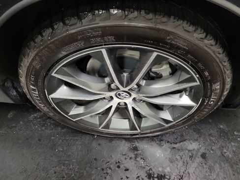 Used 2015 Toyota Camry XSE w/ Advanced Technology Package FWD image 12
