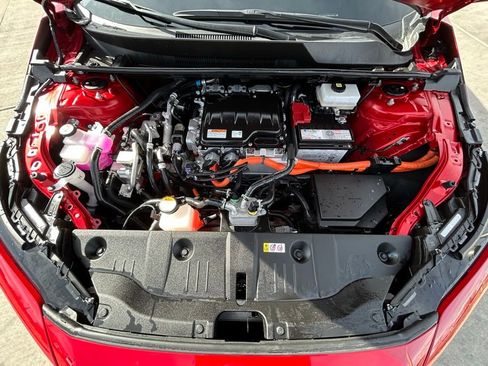 Used 2024 Toyota bZ4X XLE w/ Weather Package image 31