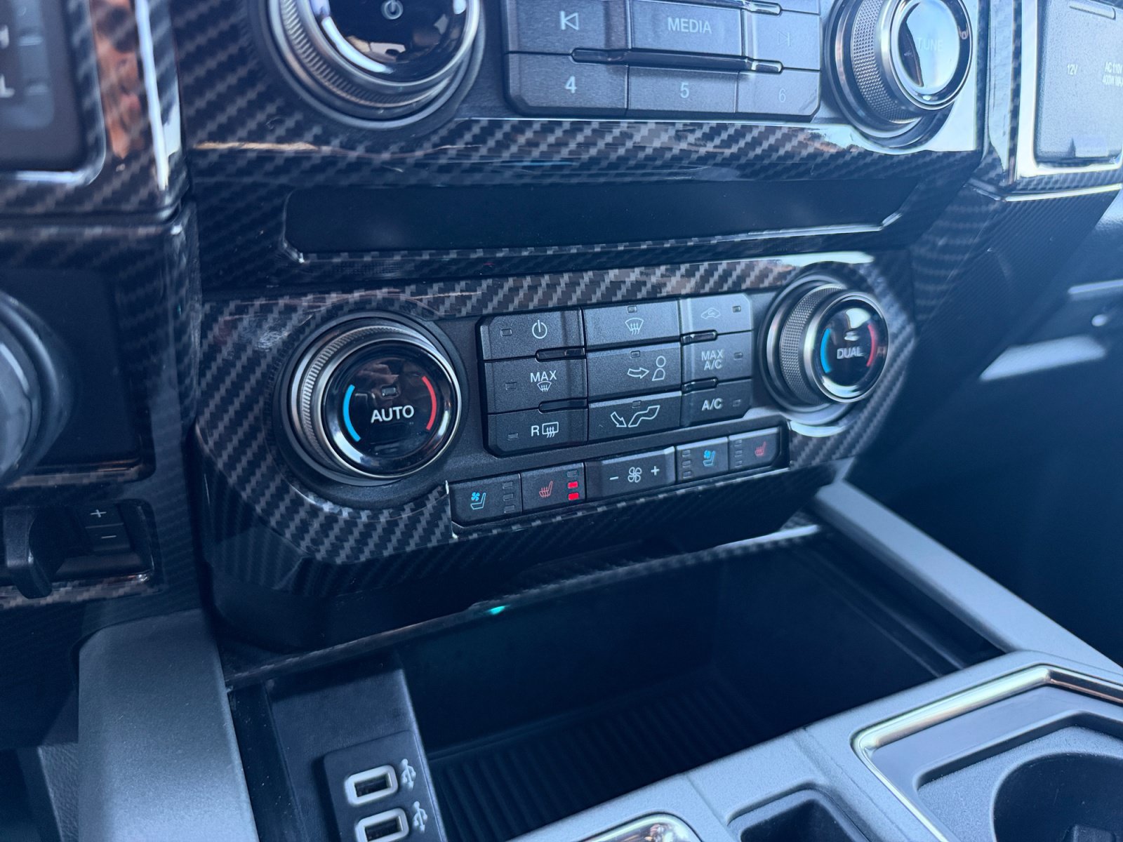 Used 2019 Ford F150 Raptor AWD/4WD image 26