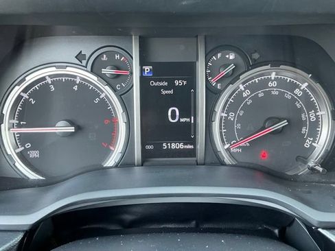 Used 2023 Toyota 4Runner TRD Off-Road Premium w/ Moonroof Package AWD/4WD image 34