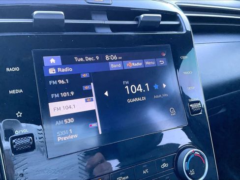 Used 2022 Hyundai Santa Cruz SEL image 32