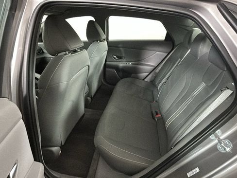 Certified 2023 Hyundai Elantra SEL w/ Convenience Package FWD image 32