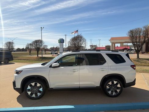 New 2026 Honda Pilot Elite image 5
