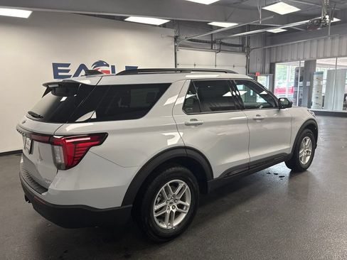 New 2026 Ford Explorer Active AWD/4WD image 12
