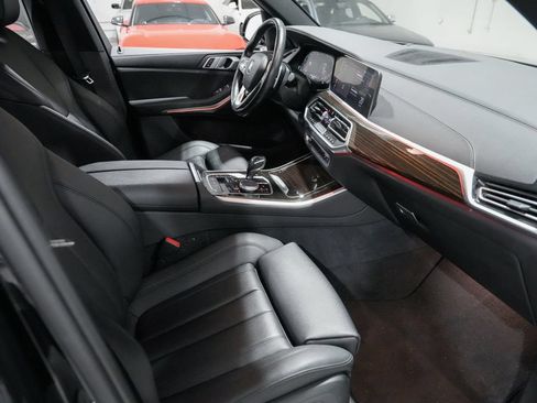 Used 2019 BMW X5 xDrive40i w/ Premium Package 2 AWD/4WD image 14