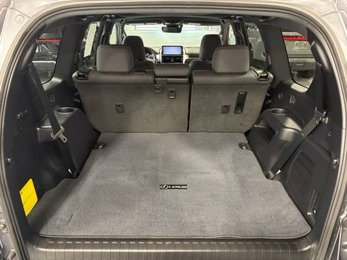 Used 2023 Lexus GX 460 Premium w/ Premium Package AWD/4WD image 34