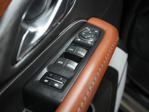 Used 2023 GMC Yukon Denali Ultimate image 20