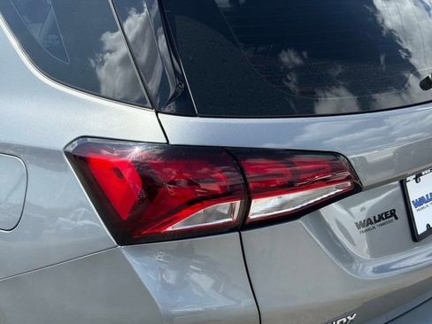 Used 2024 Chevrolet Equinox LS FWD image 11