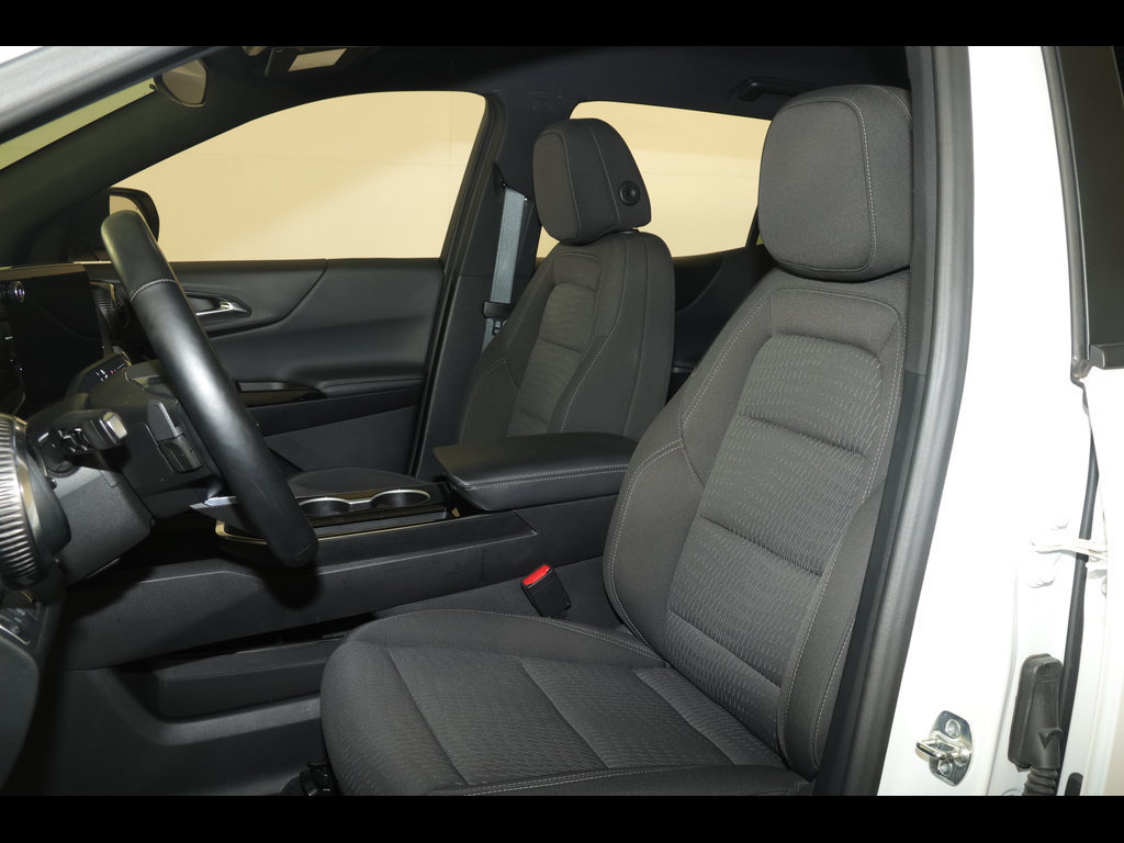 Used 2025 Chevrolet Equinox LT FWD image 20
