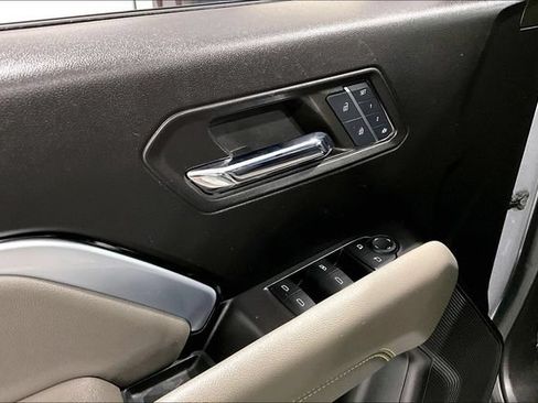 Used 2024 Chevrolet Colorado ZR2 w/ ZR2 Convenience Package III AWD/4WD image 47