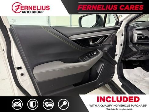Used 2025 Subaru Outback Onyx Edition AWD/4WD image 12