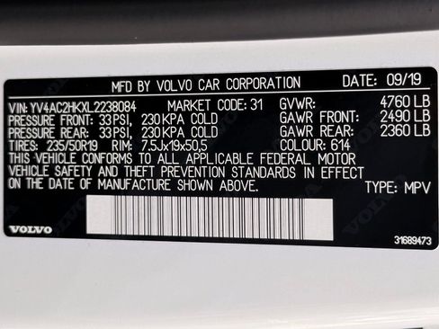 Used 2020 Volvo XC40 T4 Momentum w/ Protection Package FWD image 40