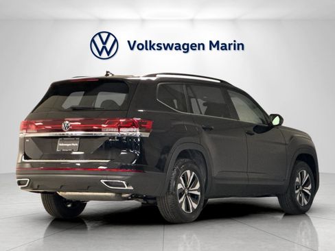 New 2026 Volkswagen Atlas SE image 5