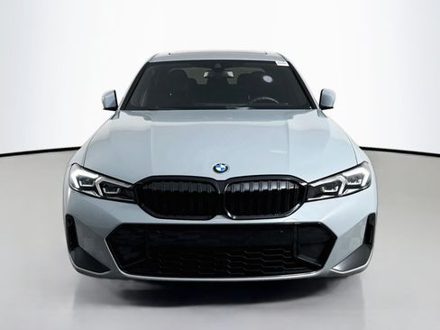 Used 2023 BMW 330i Sedan w/ M Sport Package RWD image 2