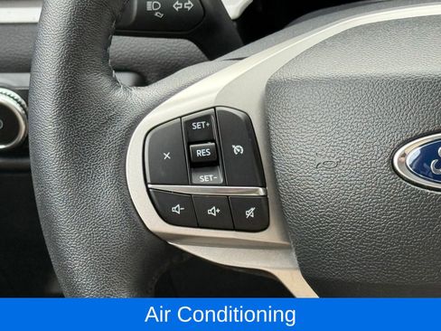 Used 2023 Ford Explorer XLT w/ Equipment Group 202A image 27