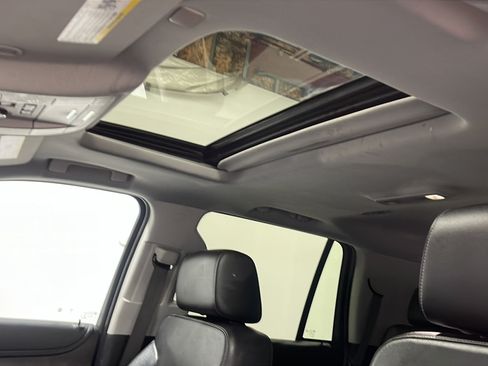 Used 2020 Chevrolet Tahoe LT w/ Max Trailering Package AWD/4WD image 12