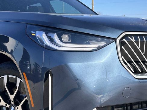 New 2026 BMW X3 xDrive30 image 3