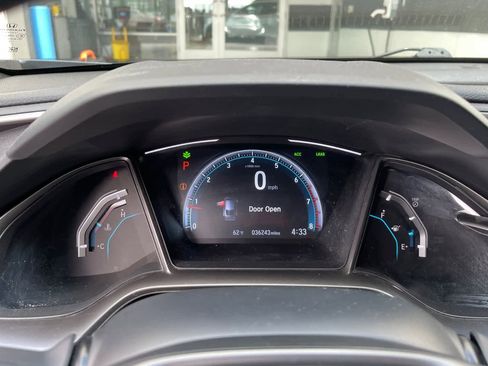 Used 2019 Honda Civic EX image 13