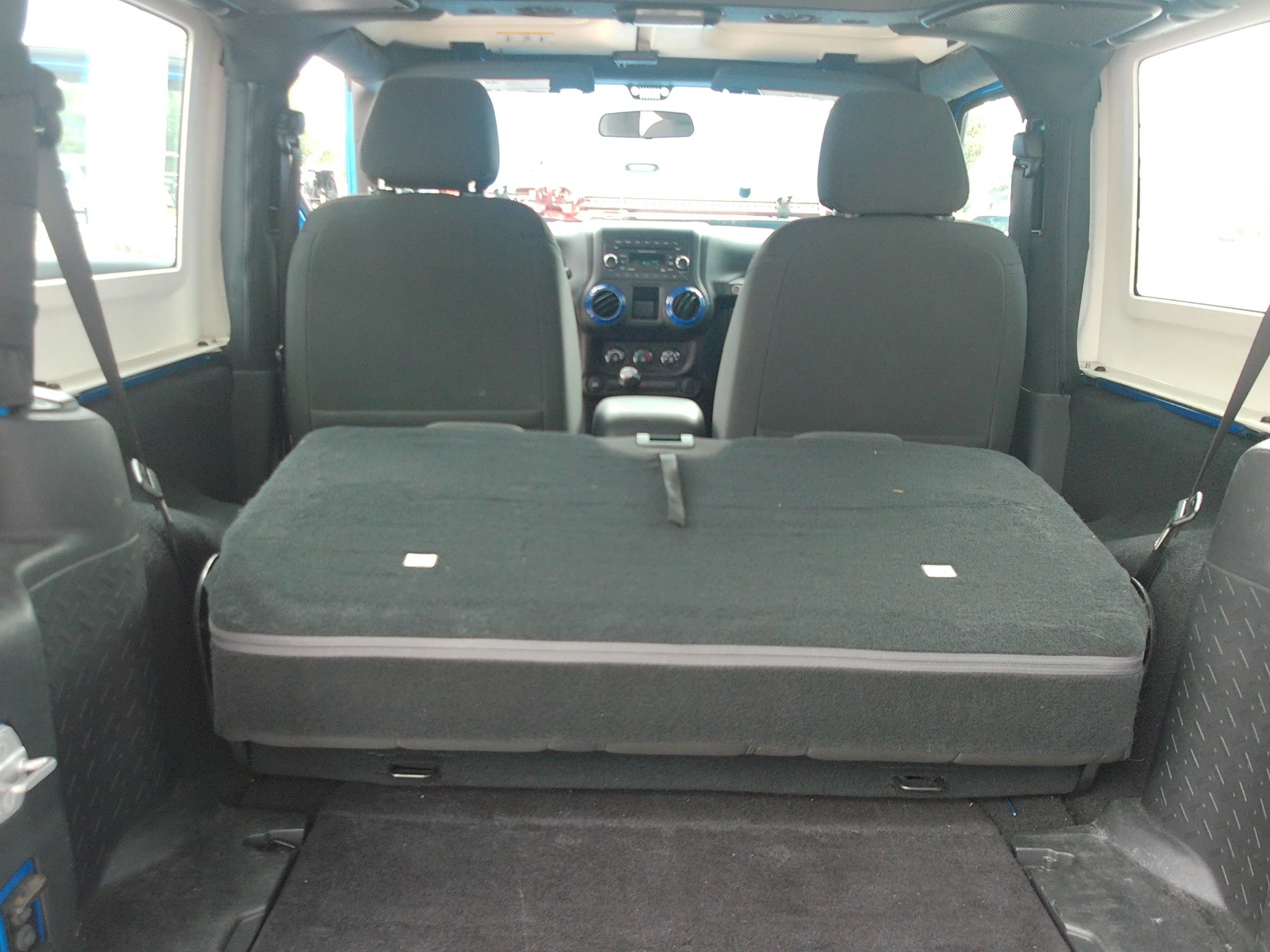 Used 2016 Jeep Wrangler Sport AWD/4WD image 28