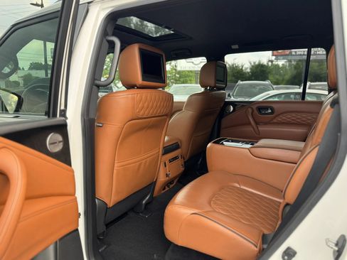 Used 2021 INFINITI QX80 Sensory w/ Cargo Package AWD/4WD image 10