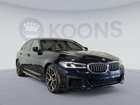 Used 2022 BMW 530i xDrive w/ M Sport Package AWD/4WD image 10