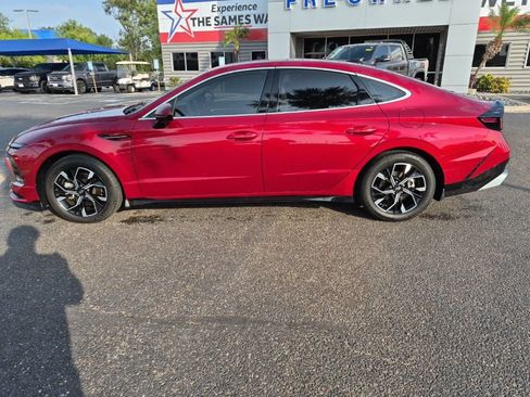 Used 2024 Hyundai Sonata SEL FWD image 2