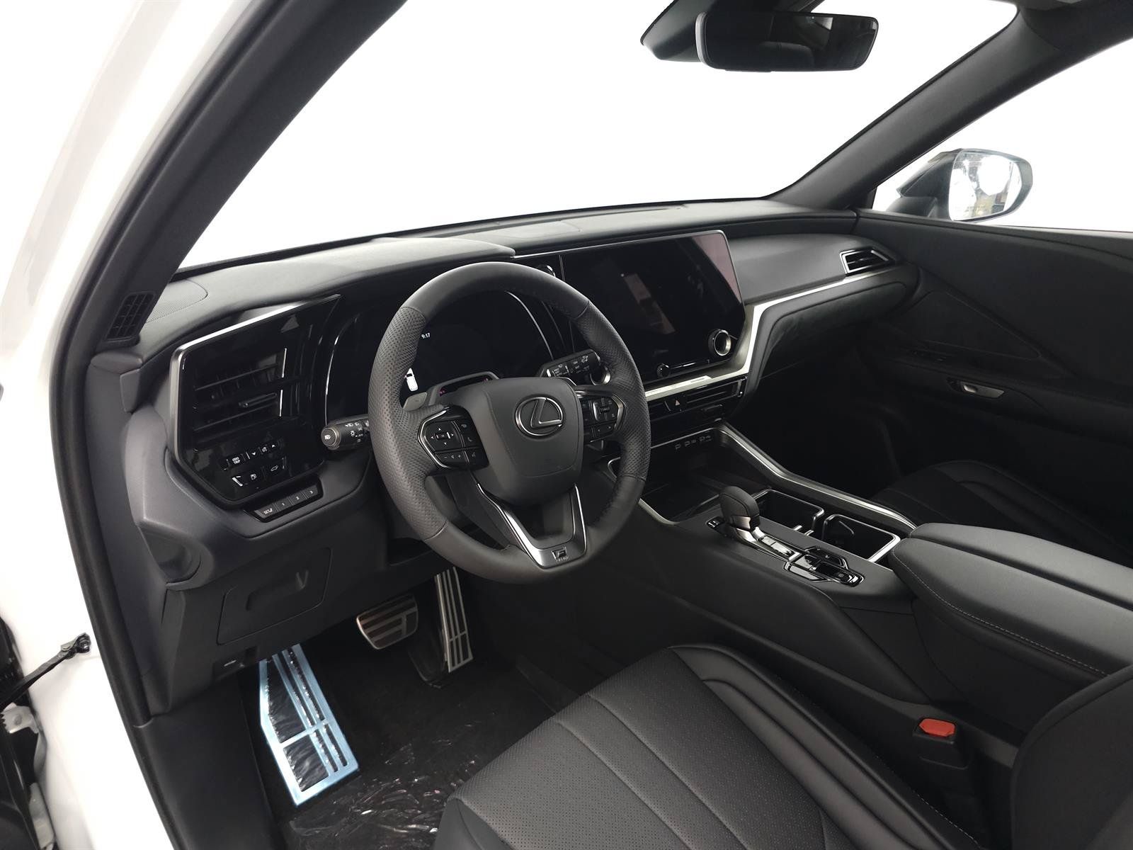 New 2026 Lexus TX 500h AWD w/ Technology Package image 5