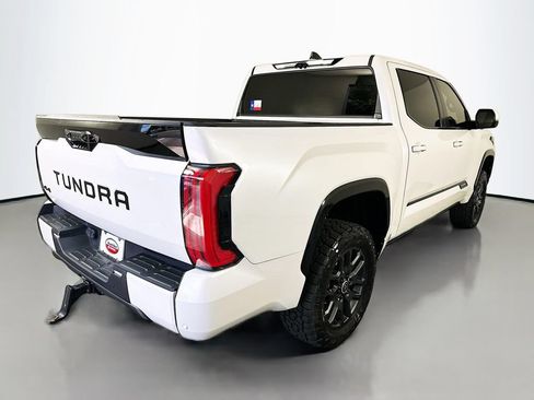 Used 2024 Toyota Tundra Platinum AWD/4WD image 5