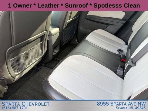Used 2017 GMC Terrain SLT w/ Open Road Package FWD image 9