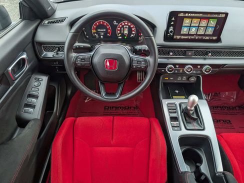 Used 2023 Honda Civic Type R image 17