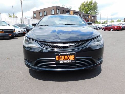 Used 2017 Chrysler 200 LX FWD image 17