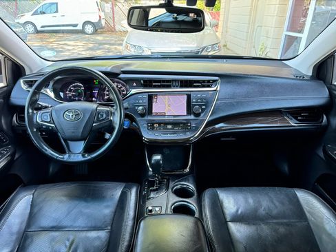 Used 2014 Toyota Avalon Limited FWD image 10